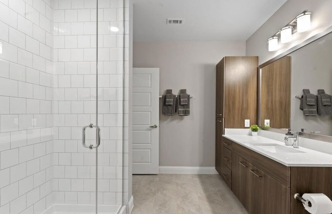 Top Floor Soco 2BR King Suite 8 Mins to Downtown - Foto 4