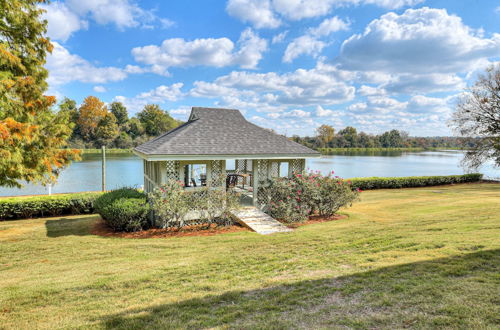 Photo 48 - Beautiful 3BR Townhouse