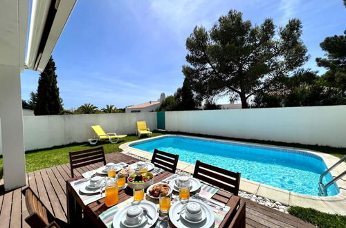 Photo 41 - Prainha Algarve Villa With Pool by Homing