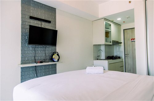Photo 3 - Nice And Fancy Studio Apartment At Akasa Pure Living Bsd