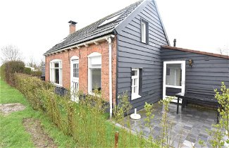Foto 1 - Quaint Holiday Home in Nieuwvliet-Bad near Sea Beach