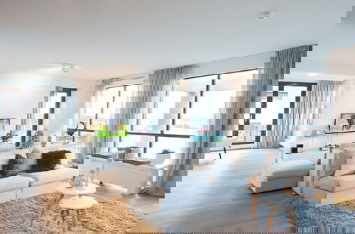 Photo 5 - Spacious Modern Apartment in Scheveningen