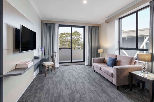 Photo 6 - Oaks Sydney North Ryde Suites