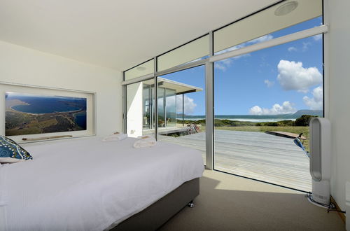 Foto 4 - Cloudy Bay Beach House