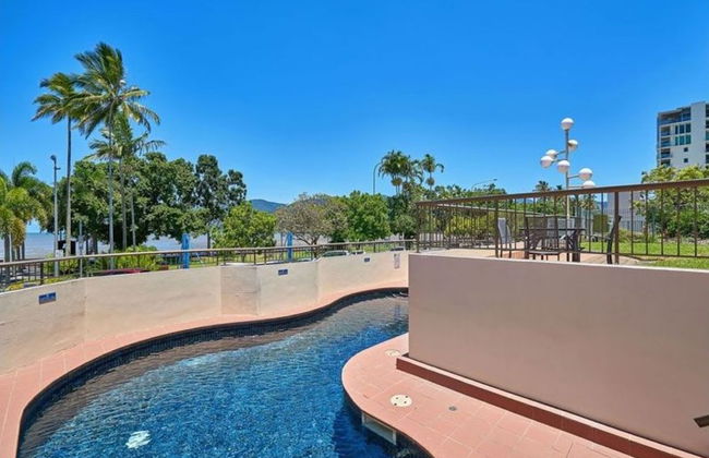 Cairns Ocean View Apartment in Aquarius - Photo 14