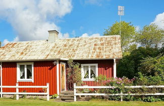 Photo 1 - 5 Person Holiday Home in Skallinge