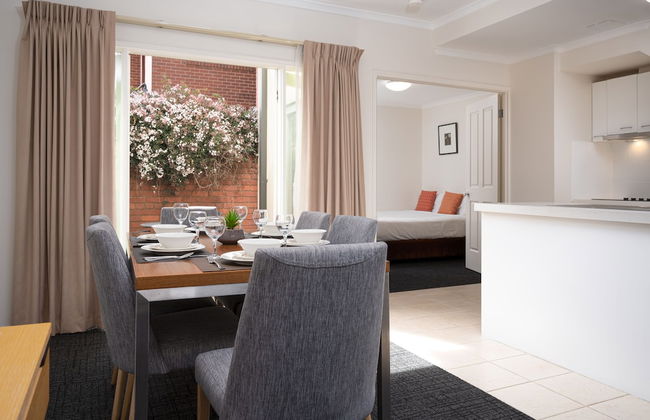 Aligned Corporate Residences Kew - Photo 22