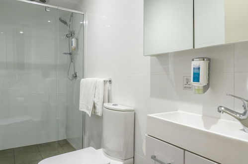 Photo 22 - Parkville Place Serviced Apartments