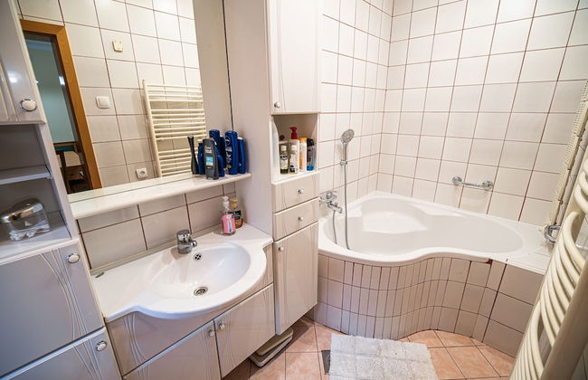 Three Bedroom Apartment Ana With hot tub - Photo 22