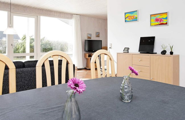 6 Person Holiday Home in Harboore - Foto 10