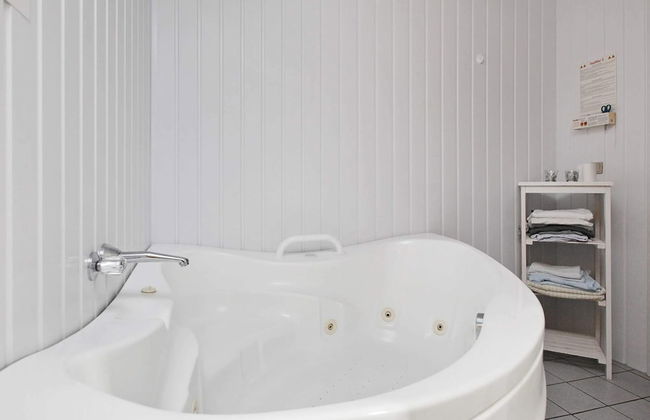 6 Person Holiday Home in Harboore - Foto 15
