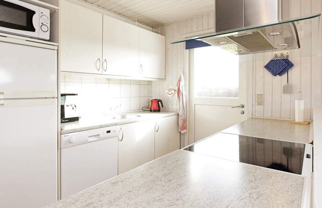 6 Person Holiday Home in Harboore - Foto 12
