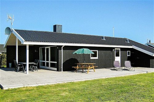 Foto 1 - 6 Person Holiday Home in Harboore