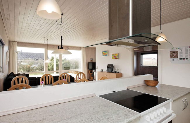 6 Person Holiday Home in Harboore - Foto 13