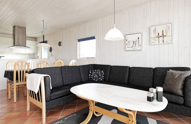 6 Person Holiday Home in Harboore - Foto 8