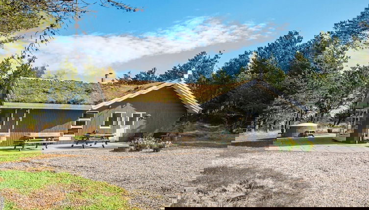 Foto 1 - 8 Person Holiday Home in Romo