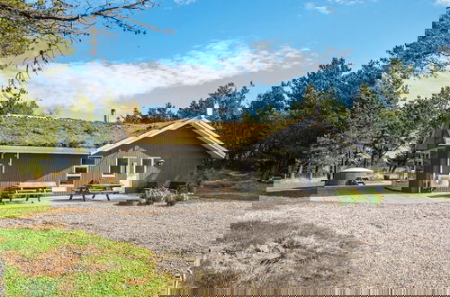 Foto 1 - 8 Person Holiday Home in Romo
