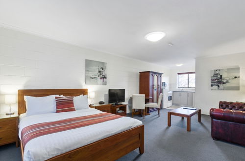 Photo 1 - Grosvenor Court Apartments Hobart