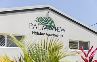 Photo 2 - Palm View Holiday Apartments