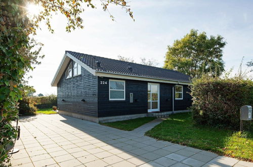 Photo 12 - 6 Person Holiday Home in Karrebaeksminde