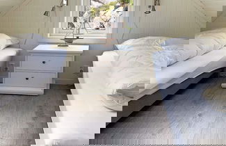 Photo 3 - 8 Person Holiday Home in Urangsvag