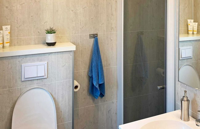 8 Person Holiday Home in Urangsvag - Foto 15