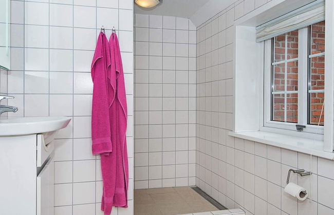 8 Person Holiday Home in Bredebro - Foto 17