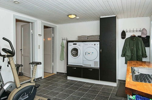 Photo 13 - 8 Person Holiday Home in Bredebro