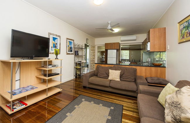 Picnic Bay Apartments Unit 3 - Photo 7