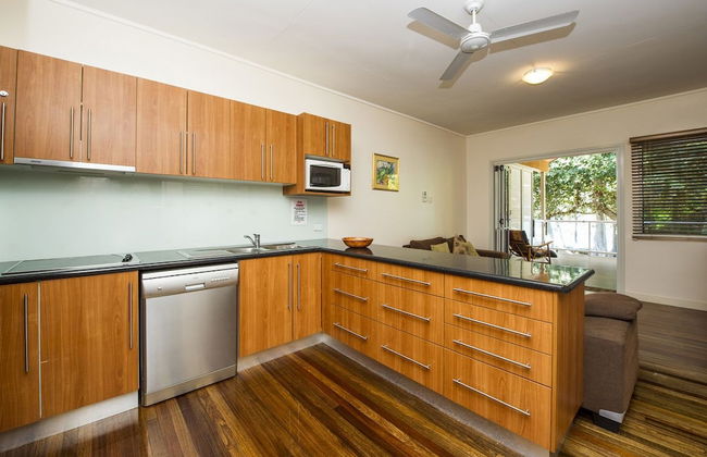 Picnic Bay Apartments Unit 3 - Photo 6