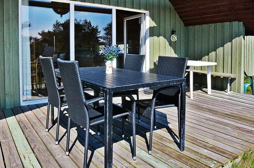 Photo 11 - 6 Person Holiday Home in Hvide Sande