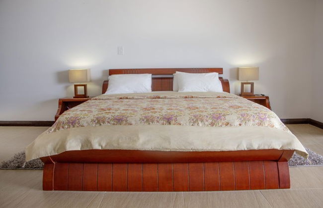 Rezz Aparthotel - Foto 1