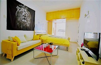 Photo 1 - Avatar Young Lion Large Queen Bed & High Rise View