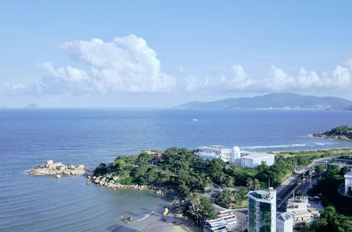 Photo 2 - Sunrise Hon Chong Ocean View Apartment