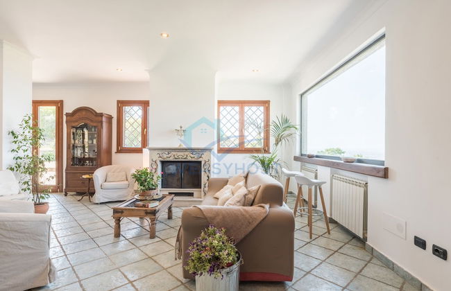 New Refined Villa Rayskaya In Monte Compatri - Foto 35
