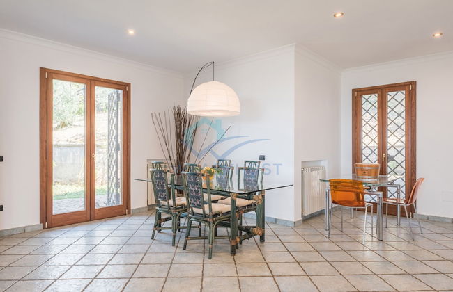 New Refined Villa Rayskaya In Monte Compatri - Foto 31