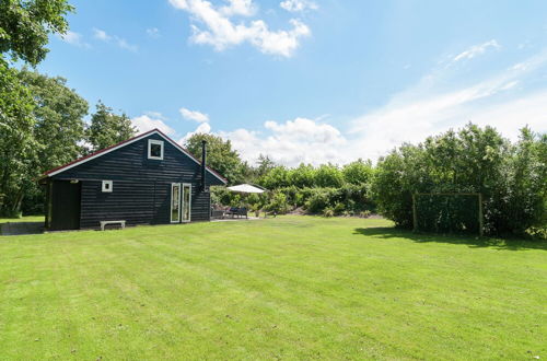 Photo 24 - Holiday Home in Egmond aan den Hoef With Sauna