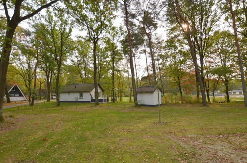 Photo 27 - Serene Holiday Home in Limburg Amid a Forest