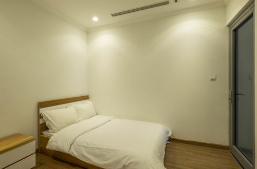 Photo 2 - Bayhomes Times City Serviced Apartment