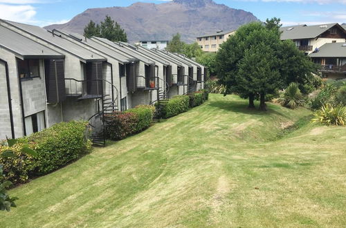 Photo 32 - Spacious Lake View Alpine Townhouse Walk TO Town