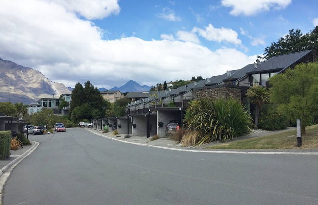 Spacious Lake View Alpine Townhouse Walk TO Town - Foto 36