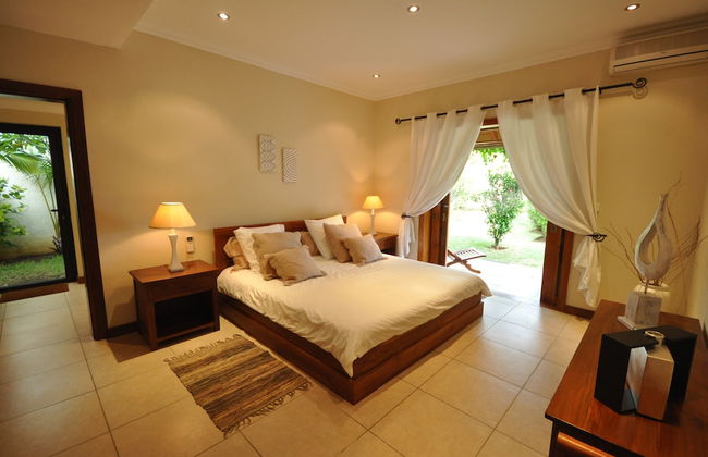Oasis Villas by Fine and Country - Photo 4