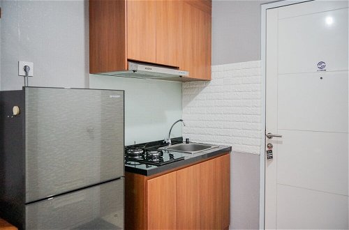 Photo 5 - Minimalist and Warm Studio Apartment at Bintaro Plaza Residence