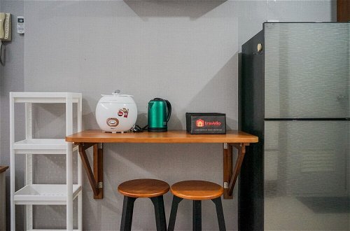 Photo 4 - Minimalist and Warm Studio Apartment at Bintaro Plaza Residence