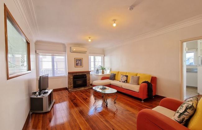 Cozy 3BR - Heat Pump & Wifi & Netflix - Foto 27