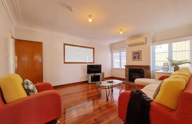 Cozy 3BR - Heat Pump & Wifi & Netflix - Foto 28