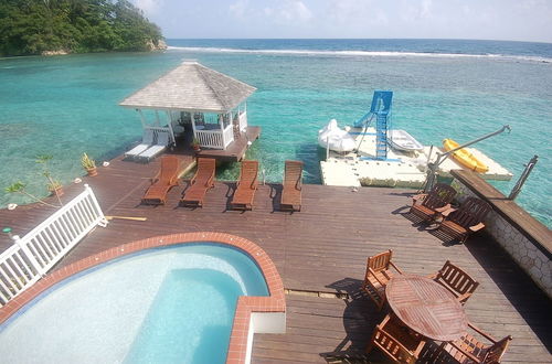 Photo 34 - San Bar 6BR by Jamaican Treasures