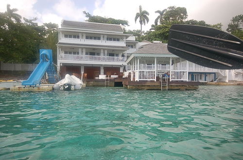 Photo 42 - San Bar 6BR by Jamaican Treasures