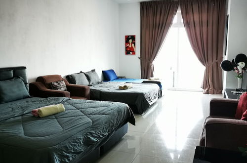 Foto 26 - KSL Studio Homestay by Immaculate