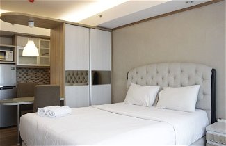 Foto 3 - Comfortable And Spacious Studio Apartment At Tamansari La Grande